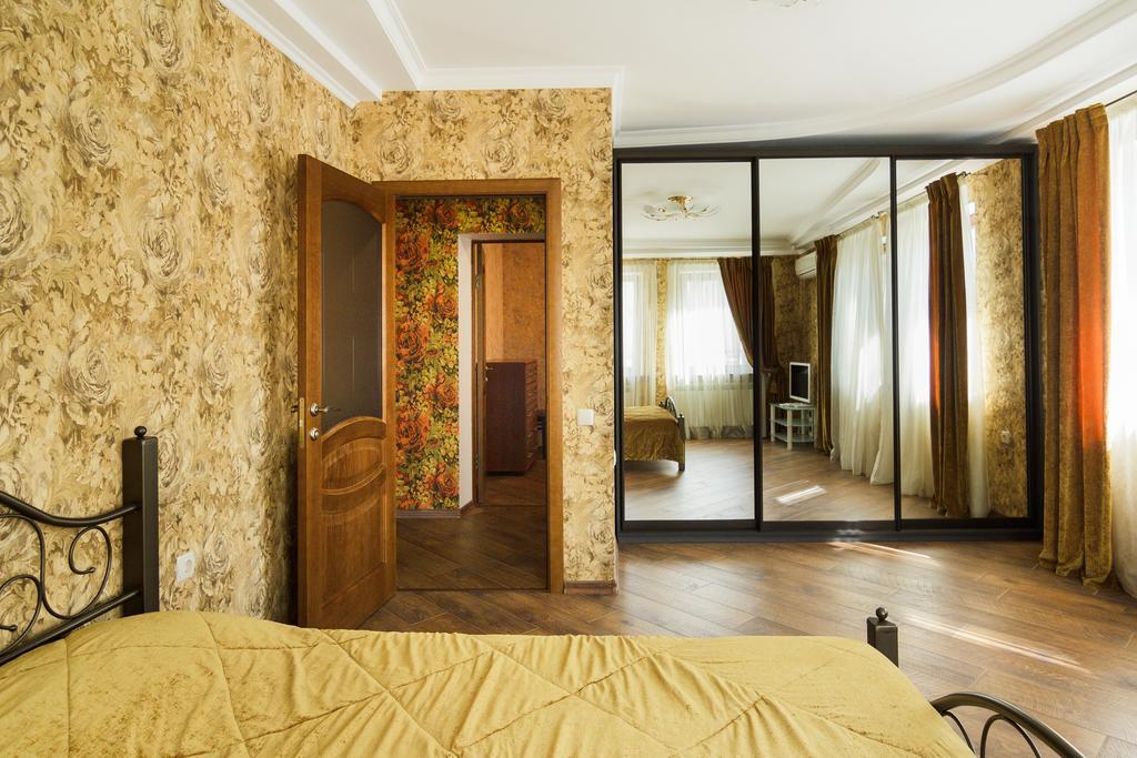 Best Apartments On Deribasovskoy Odessa Luaran gambar