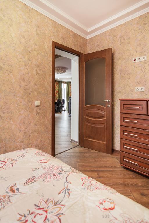 Best Apartments On Deribasovskoy Odessa Luaran gambar