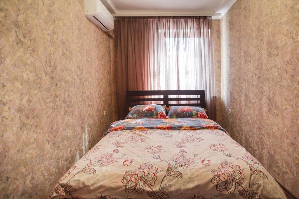 Best Apartments On Deribasovskoy Odessa Luaran gambar
